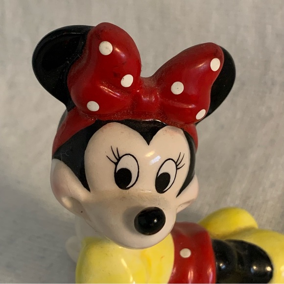 Vintage 90’s DISNEY Minnie Mouse Sitting Pose Porcelain Knickknack Collector EXC - Picture 6 of 10
